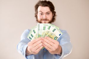 gagne 7 000 euros